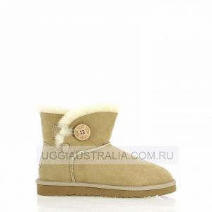 Ugg Mini Bailey Button II Sand