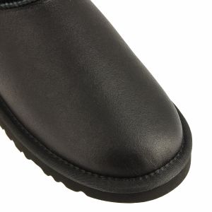 Ugg Bailey Button Metallic Black