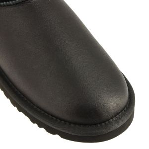 Ugg Men Classic Short Metallic Black