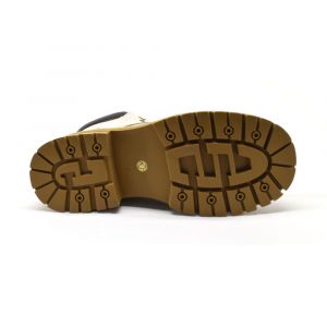 Ugg Trophy Sand
