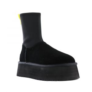 Dipper Black